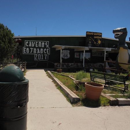 Grand Canyon Caverns Inn Peach Springs Kültér fotó